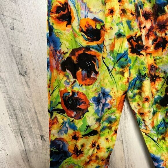 Floral jumpsuit - Picture 6 of 8